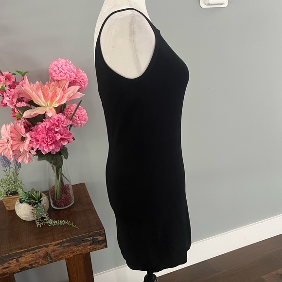 Yanagi Dress - Picture 8 of 15